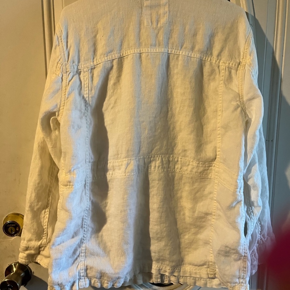 Gap White Utility Jacket Versatile Design - image 5